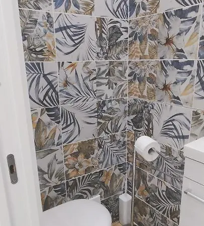 Anam E Core * Neapol